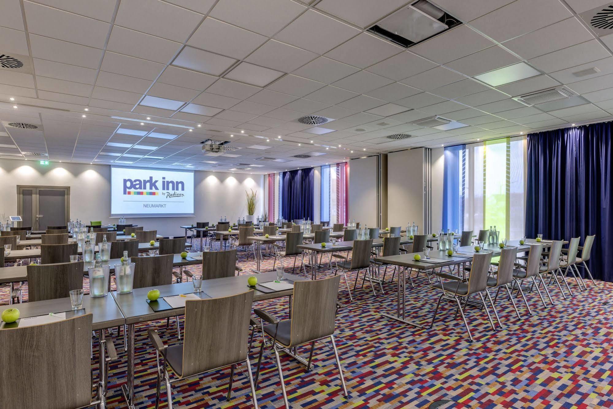 Park Inn By Radisson Neumarkt 노이막트인더오버팔츠 외부 사진